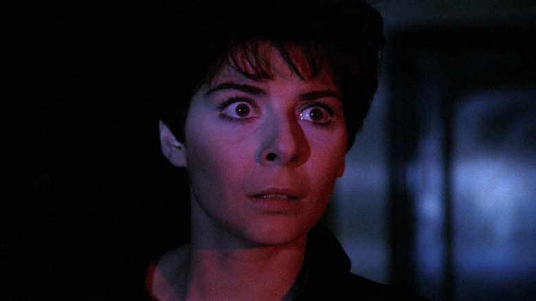 кадр из фильма L'assassino è ancora tra noi