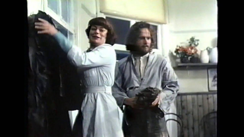 кадр из фильма Coming Out of the Ice