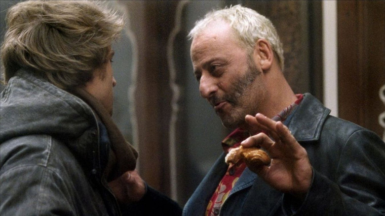 кадр из фильма Империя волков