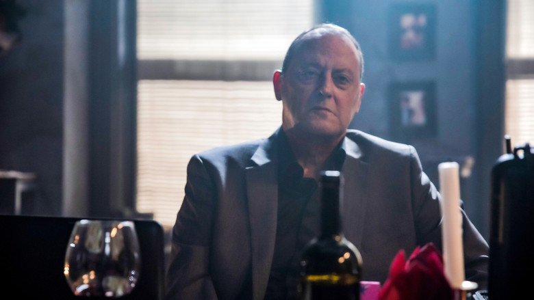 кадр из фильма Малышка с характером