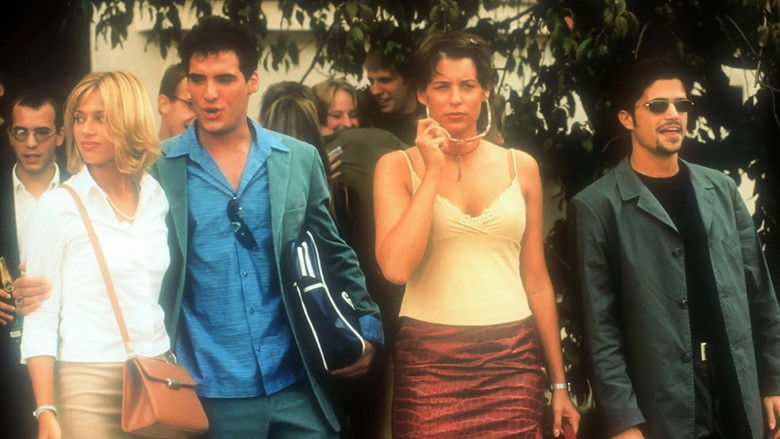 кадр из фильма Бассейн