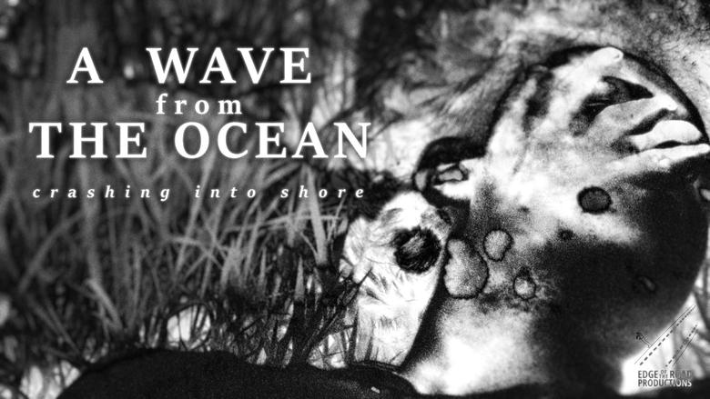 кадр из фильма A Wave from the Ocean Crashing Into the Shore