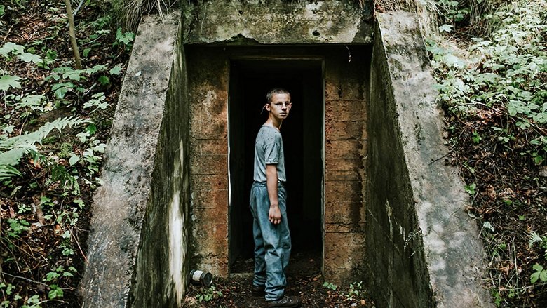 кадр из фильма Оборотень