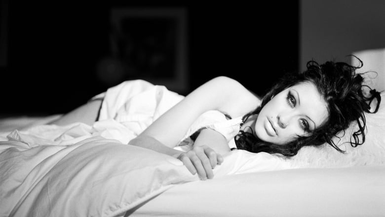 кадр из фильма Christina Aguilera: Stripped - Live in the U.K.