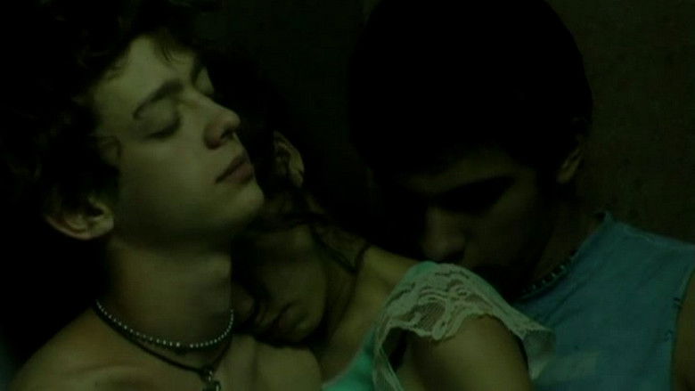 кадр из фильма Glue