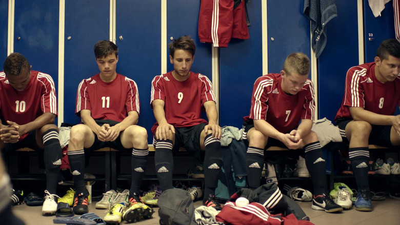 кадр из фильма Земля гроз