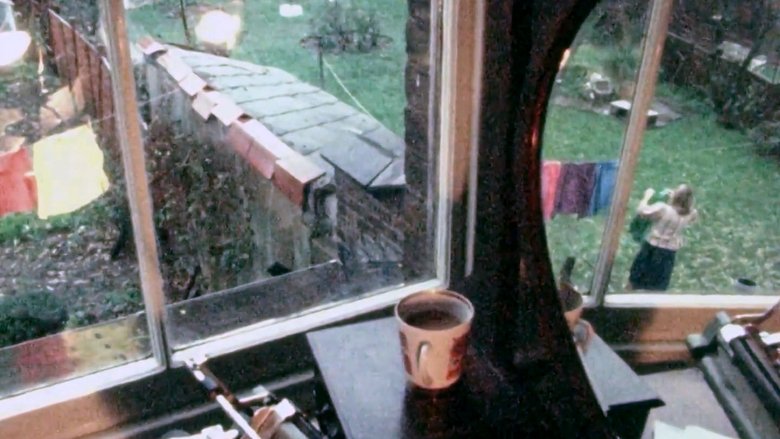 кадр из фильма Blackbird Descending