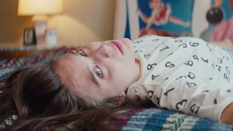 кадр из фильма Crème Caramel