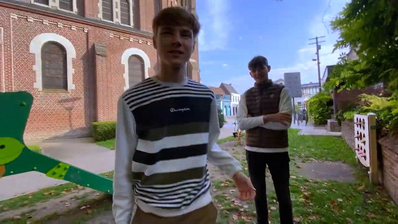 кадр из фильма Lien Sociaux