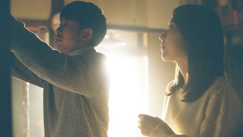 кадр из фильма 静かな雨