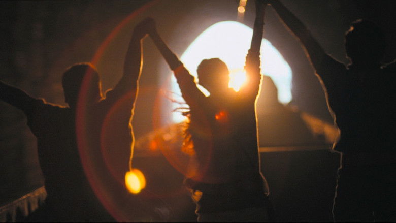 кадр из фильма 观音山