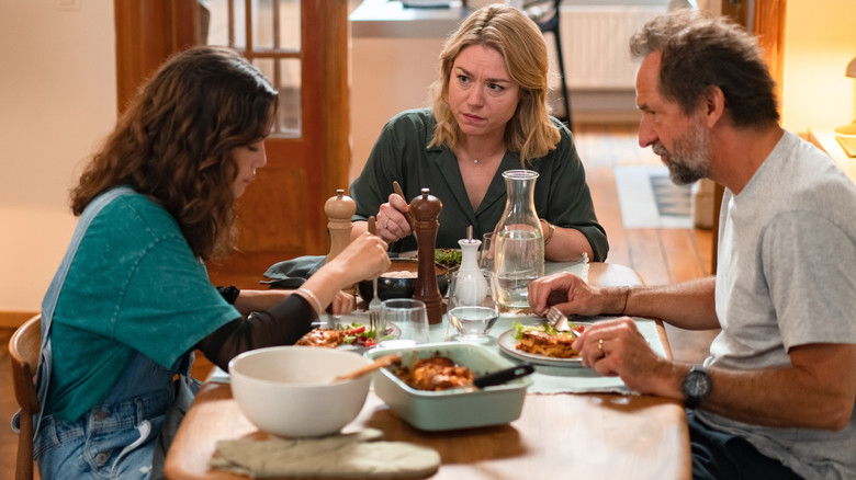 кадр из фильма TKT (T'inquiète)