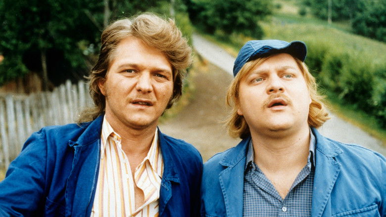 кадр из фильма Красивые деревни красиво горят