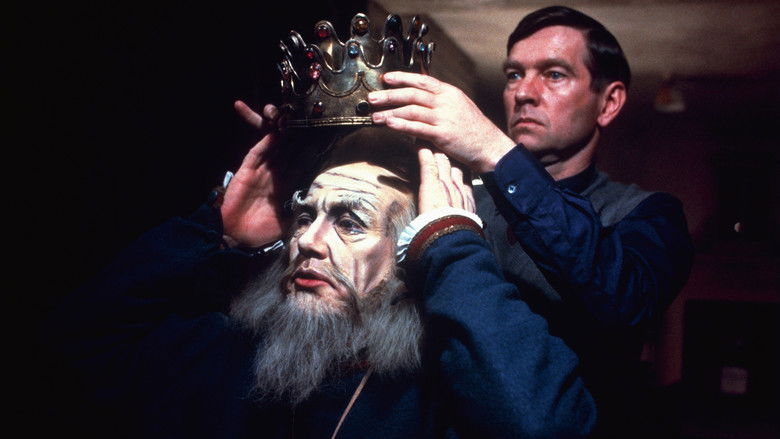 кадр из фильма Костюмер