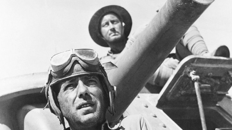 кадр из фильма Сахара