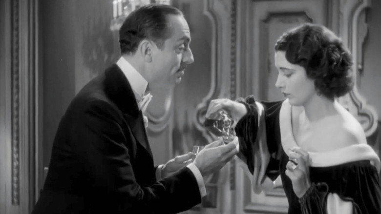 кадр из фильма Кража драгоценностей