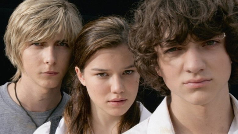 кадр из фильма Служители