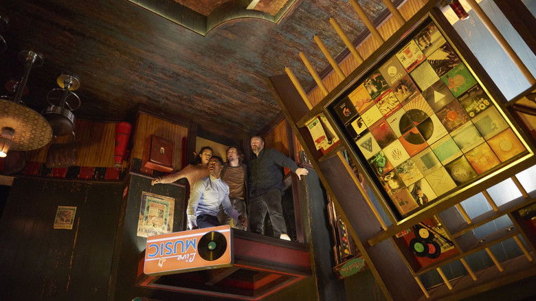 кадр из фильма Клаустрофобы