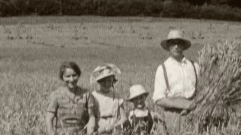 кадр из фильма Sous nos yeux