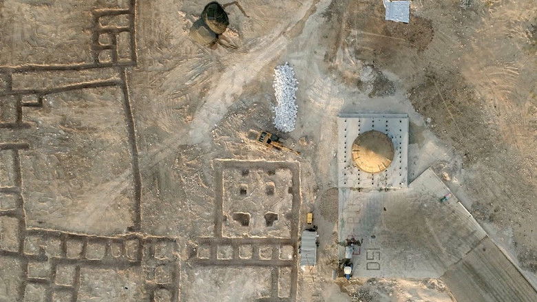 кадр из фильма Aether