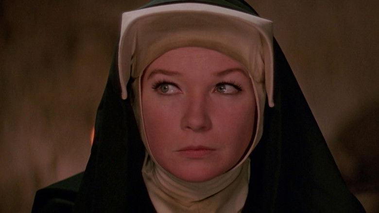 кадр из фильма Два мула для сестры Сары