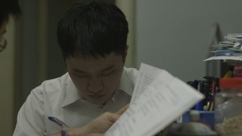 кадр из фильма 寂靜無光的地方