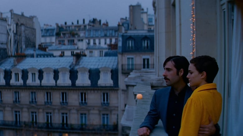 кадр из фильма Отель «Шевалье»