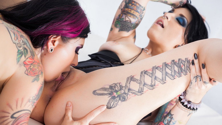 кадр из фильма Two Chicks at the Same Time, Man!