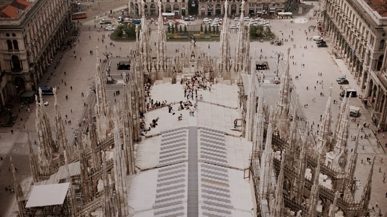 кадр из фильма L'infinita fabbrica del Duomo