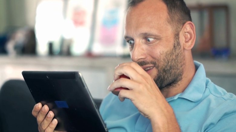 кадр из фильма Social Media