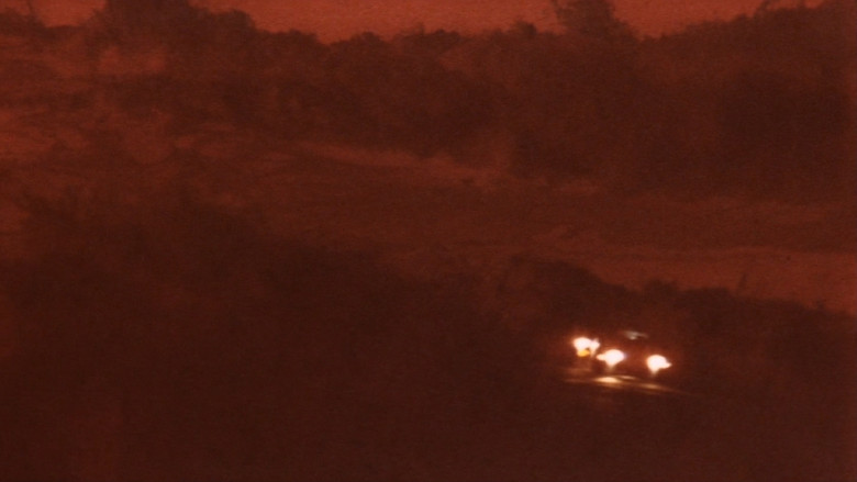 кадр из фильма ヘアピン・サーカス