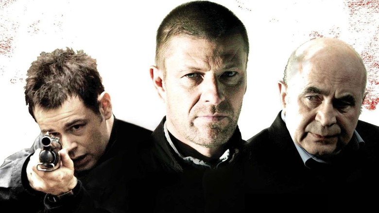 кадр из фильма Вне закона