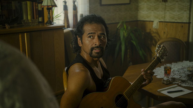 кадр из фильма Pulang