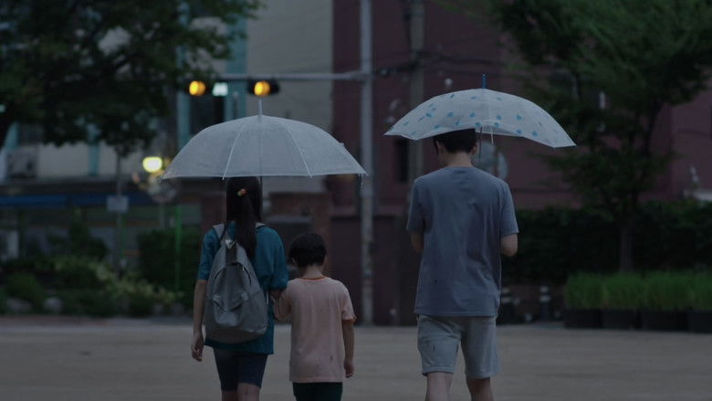 кадр из фильма 우리집