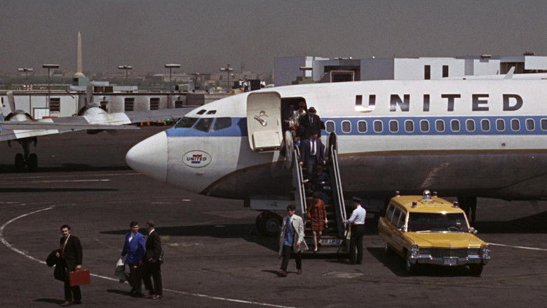 кадр из фильма Маятник