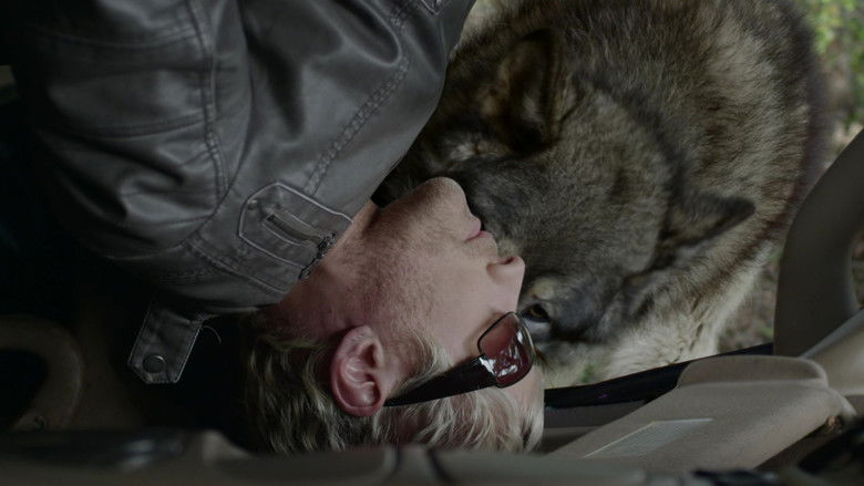 кадр из фильма Перевёрнутая