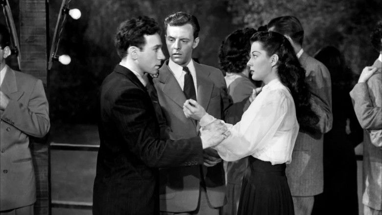 кадр из фильма Восход луны