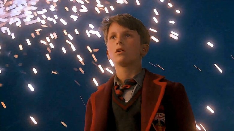 кадр из фильма Империя Солнца