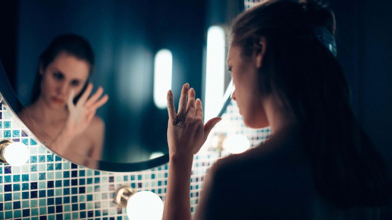 кадр из фильма Тело