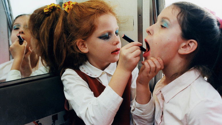 кадр из фильма Send Mere Slik