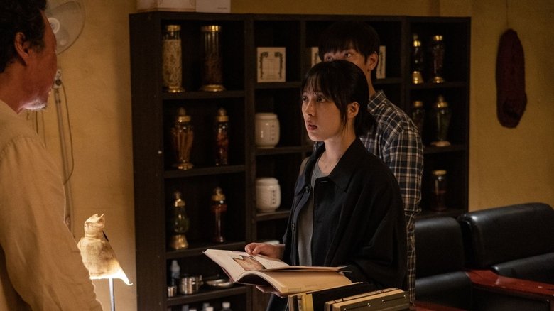 кадр из фильма Призрачная станция