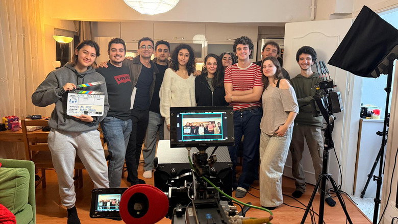 кадр из фильма Sekizi Beş Geçe