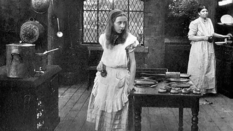 кадр из фильма Алиса в Стране чудес