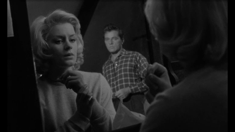 кадр из фильма Оглянись во гневе