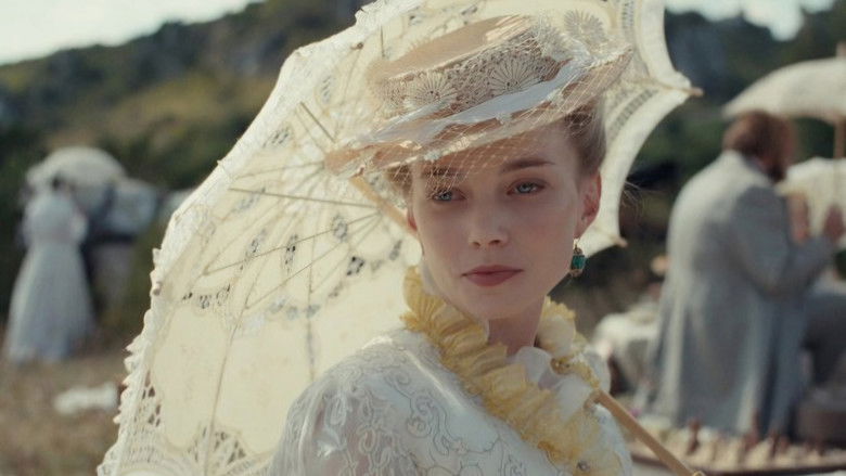 кадр из фильма Lalka