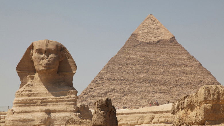 кадр из фильма Черные фараоны: империя золота