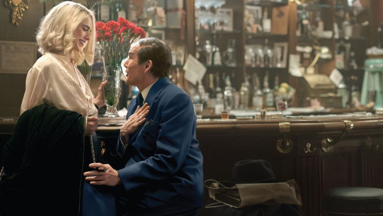 кадр из фильма Голубая луна