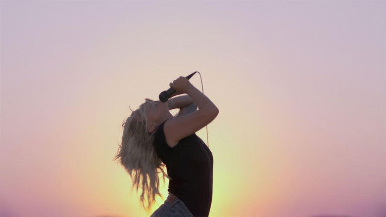 кадр из фильма Гага: 155 см