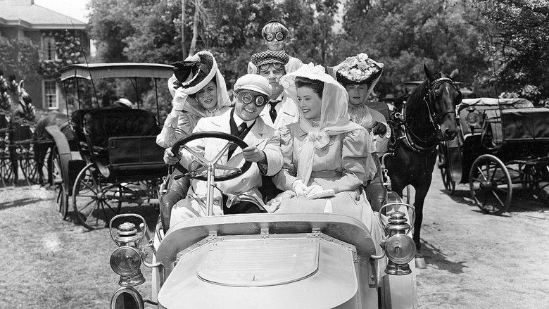 кадр из фильма Summer Holiday