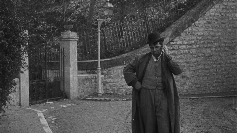 кадр из фильма L'Enfant de Paris